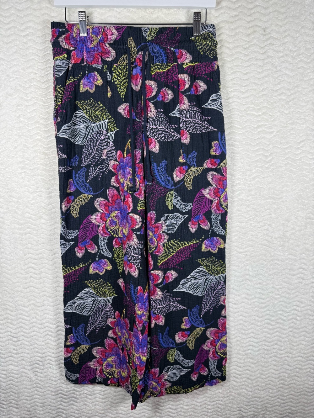 Tribal Jeans brand black floral crinkle gauze wide-leg pants 100% cotton 🔥🔥